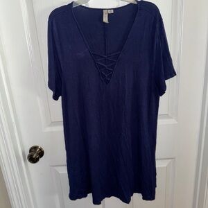 Blue Tunic Top with V-Neck and Short Sleeves